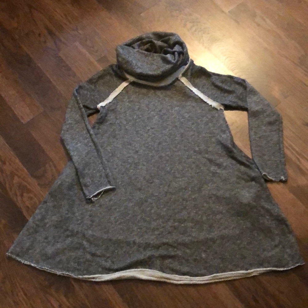My Beloved brand soft full top w/ unique neckline